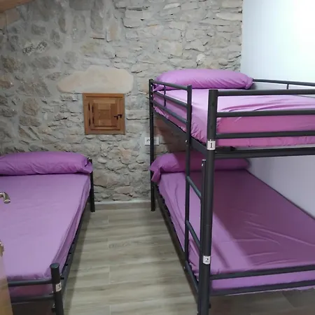 Hostel L'alberg La Rectoria De La Torra *